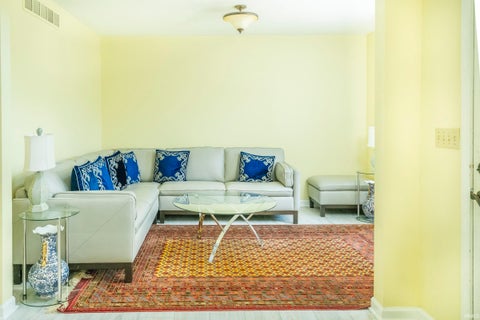 Tiny photo for 1005 E Erin Court, Bloomington, IN 47401 (MLS # 202624060)