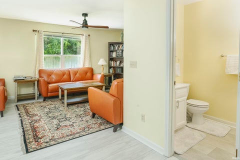 Tiny photo for 1005 E Erin Court, Bloomington, IN 47401 (MLS # 202624060)