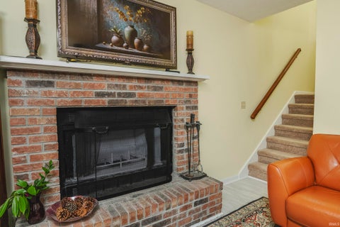 Tiny photo for 1005 E Erin Court, Bloomington, IN 47401 (MLS # 202624060)