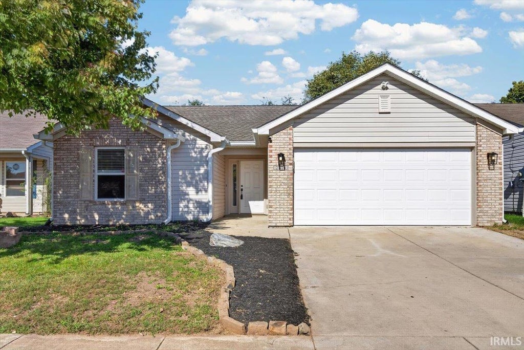 Photo of 2816 Bond Drive, Lafayette, IN 47909 (MLS # 202640582)