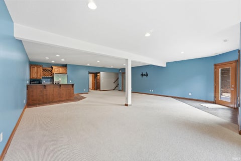 Tiny photo for 434 Royal Crest Drive, Fort Wayne, IN 46814 (MLS # 202632106)