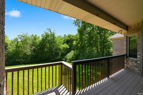 Tiny photo for 434 Royal Crest Drive, Fort Wayne, IN 46814 (MLS # 202632106)