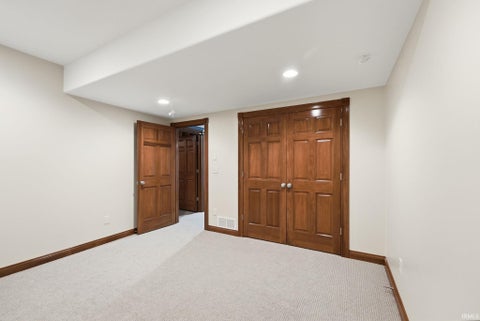 Tiny photo for 434 Royal Crest Drive, Fort Wayne, IN 46814 (MLS # 202632106)