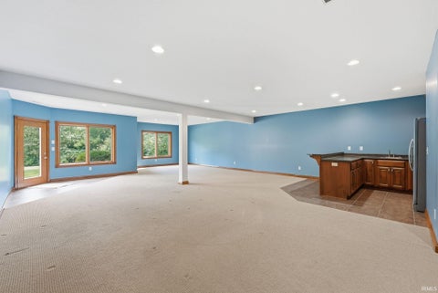 Tiny photo for 434 Royal Crest Drive, Fort Wayne, IN 46814 (MLS # 202632106)