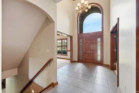 Tiny photo for 434 Royal Crest Drive, Fort Wayne, IN 46814 (MLS # 202632106)