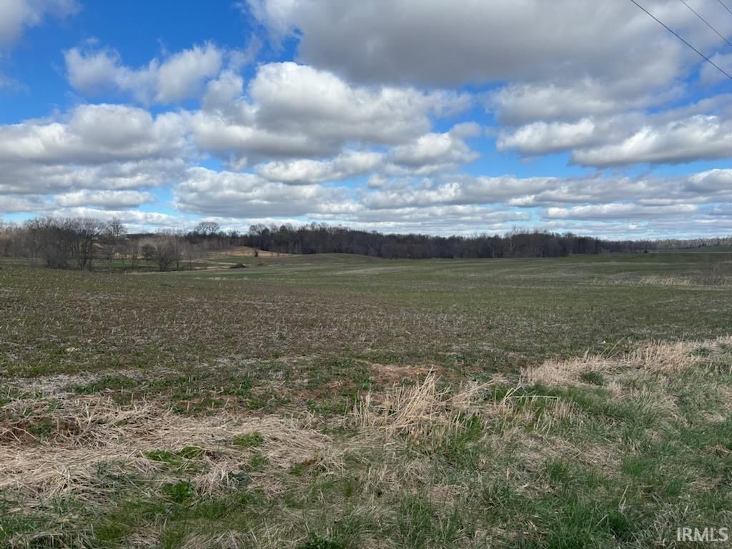 Photo of Highland Rd Road, Grandview, IN 47615 (MLS # 202608765)