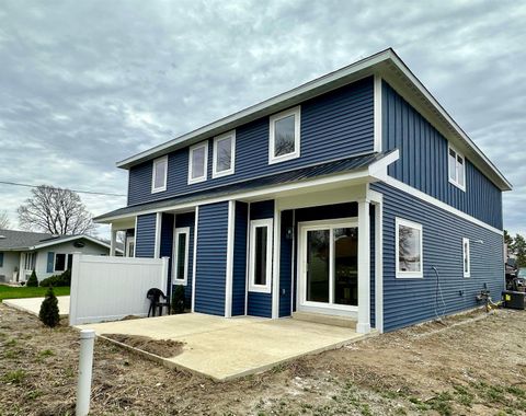 Tiny photo for 115 E Vine Street, Delphi, IN 46923 (MLS # 202603985)