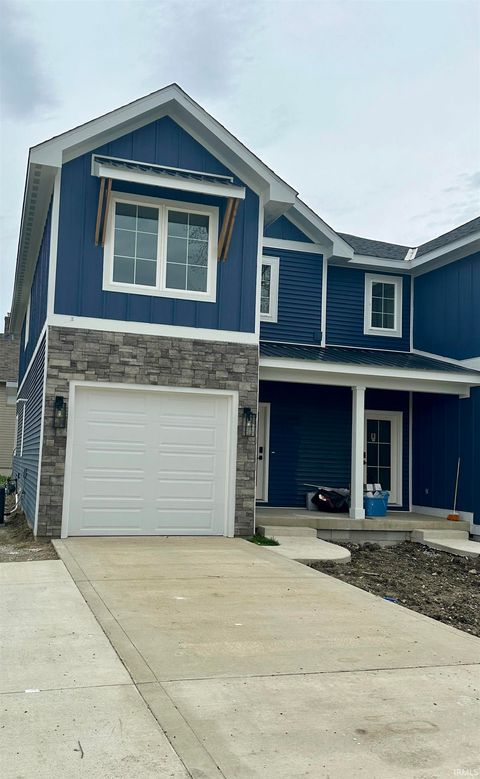 Tiny photo for 115 E Vine Street, Delphi, IN 46923 (MLS # 202603985)