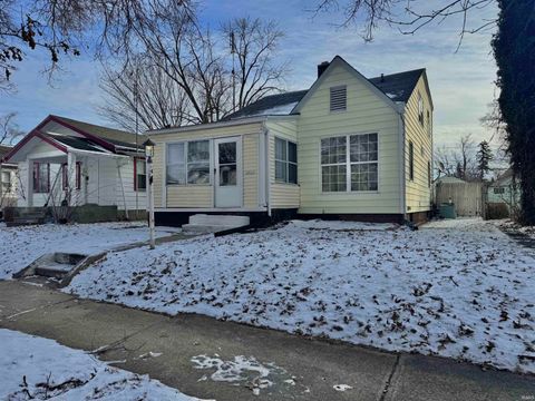 Photo of 3517 Robinwood Drive, Fort Wayne, IN 46806 (MLS # 202605924)