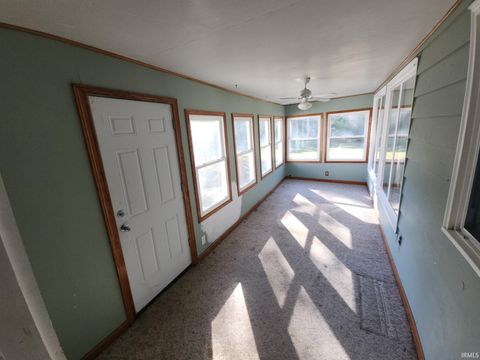 Tiny photo for 3055 N 275 E, Logansport, IN 46947 (MLS # 202539637)