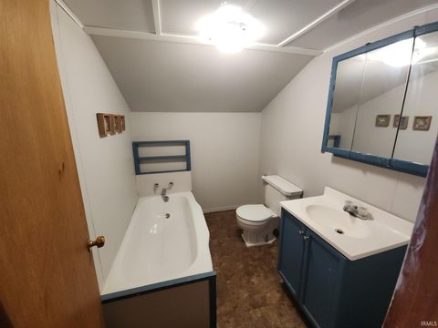 Tiny photo for 3055 N 275 E, Logansport, IN 46947 (MLS # 202539637)