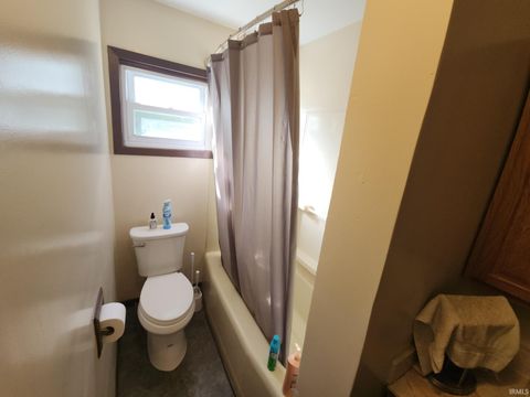 Tiny photo for 3055 N 275 E, Logansport, IN 46947 (MLS # 202539637)