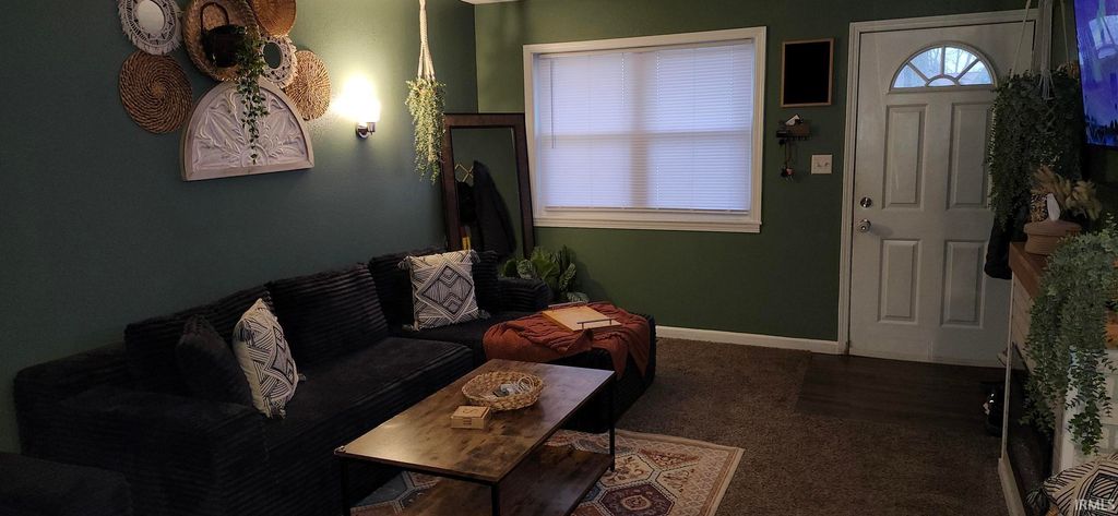 Photo of 1022 Fieldhouse Avenue, Elkhart, IN 46516 (MLS # 202612025)