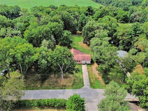 Tiny photo for 52313 County Road 113, Elkhart, IN 46514 (MLS # 202637238)