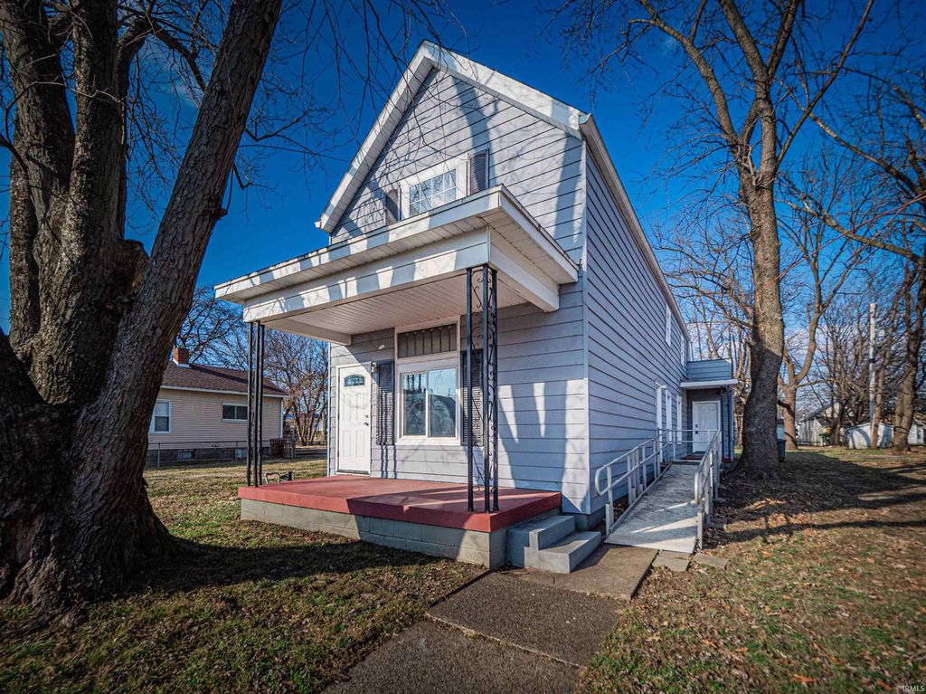 Photo of 222 E Missouri Street, Evansville, IN 47711 (MLS # 202601785)