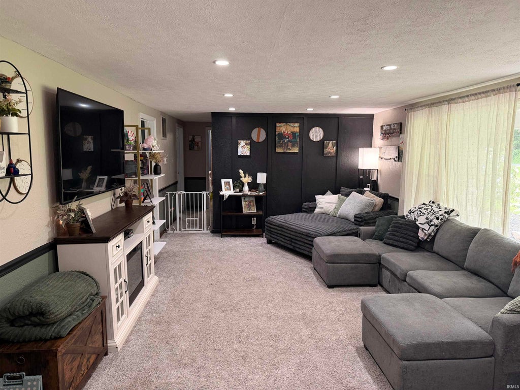 Photo of 3601 S 500 East Road, Marion, IN 46953 (MLS # 202630798)