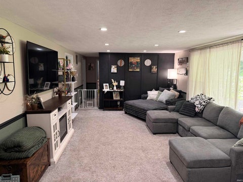 Tiny photo for 3601 S 500 East Road, Marion, IN 46953 (MLS # 202630798)