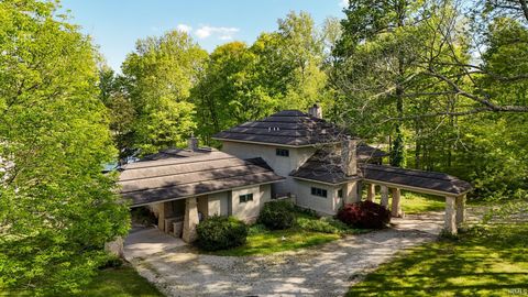 Tiny photo for 1223 N Harbour Pointe Drive, Peru, IN 46970 (MLS # 202617995)