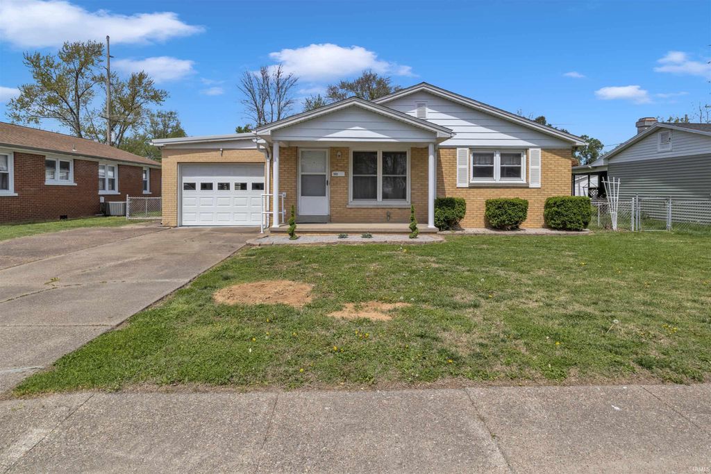 Photo of 1145 E Water Street, Mount Vernon, IN 47620 (MLS # 202612223)