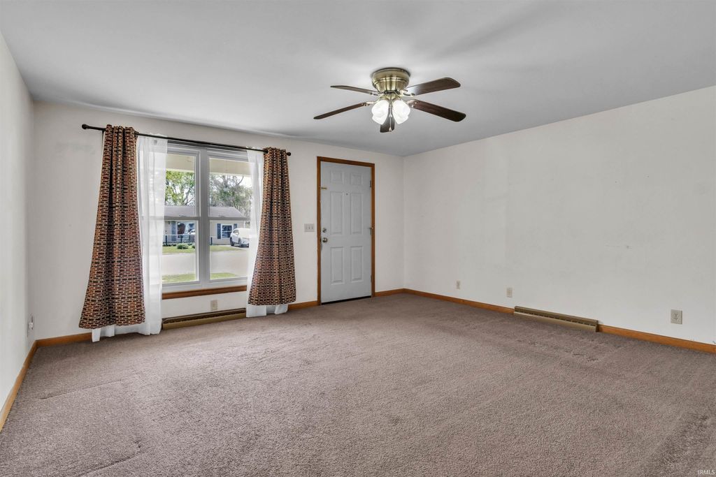 Photo of 1145 E Water Street, Mount Vernon, IN 47620 (MLS # 202612223)