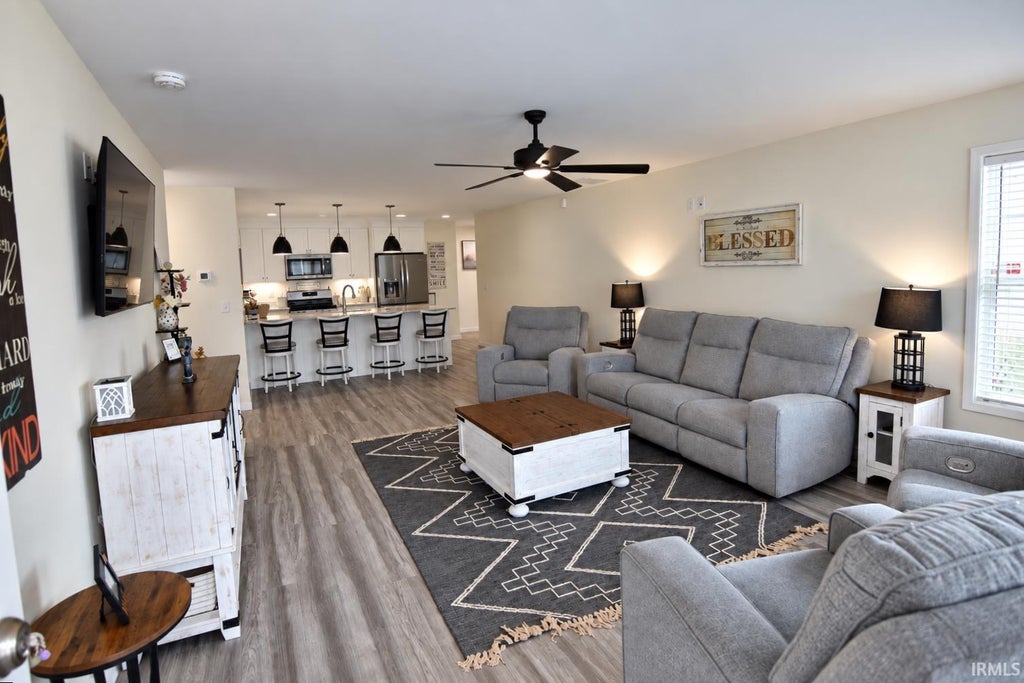 Photo of 2543 Pecan Trace Trce, Evansville, IN 47715 (MLS # 202634089)