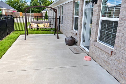 Tiny photo for 2543 Pecan Trace Trce, Evansville, IN 47715 (MLS # 202634089)
