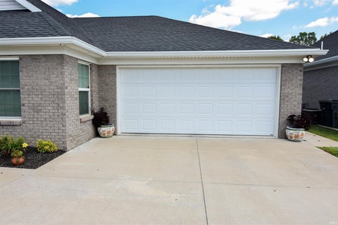 Tiny photo for 2543 Pecan Trace Trce, Evansville, IN 47715 (MLS # 202634089)