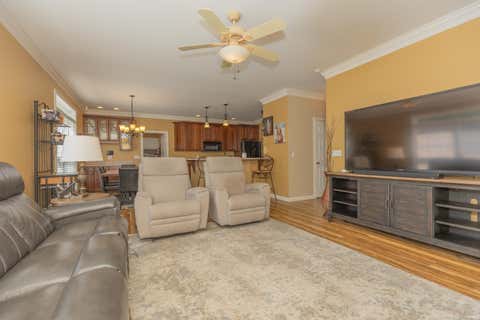 Tiny photo for 2209 Duffers Lane, Evansville, IN 47725 (MLS # 202614136)