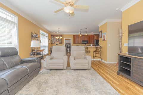 Tiny photo for 2209 Duffers Lane, Evansville, IN 47725 (MLS # 202614136)