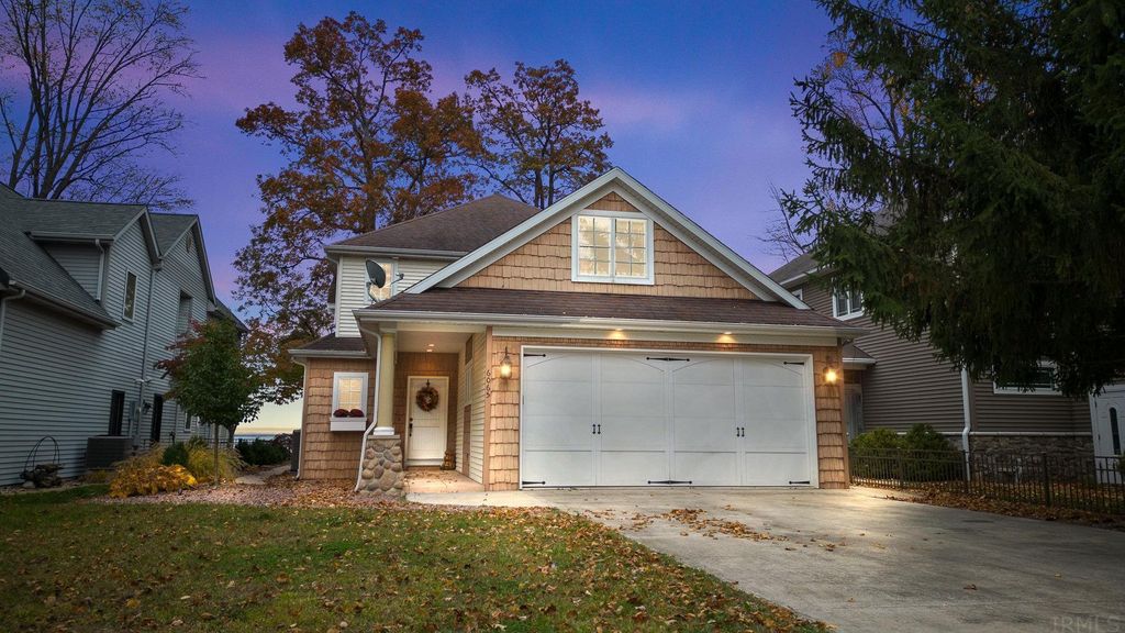Photo for 6065 - 6070 E Island Ave Road, Syracuse, IN 46567 (MLS # 202244852)