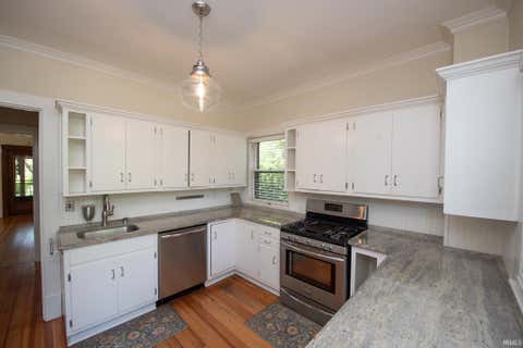 Tiny photo for 533 S 9th Street, Lafayette, IN 47901 (MLS # 202625118)