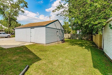 Tiny photo for 1301 S 24th Street, Lafayette, IN 47905 (MLS # 202532697)