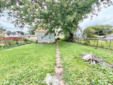 Tiny photo for 1527 High Street, Logansport, IN 46947 (MLS # 202626741)