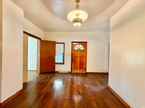 Tiny photo for 1527 High Street, Logansport, IN 46947 (MLS # 202626741)