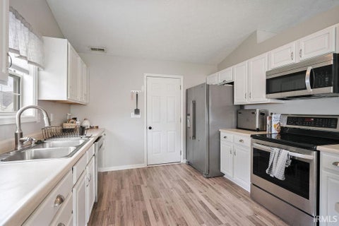 Tiny photo for 2532 LAUREN Lane, Kokomo, IN 46901 (MLS # 202639215)