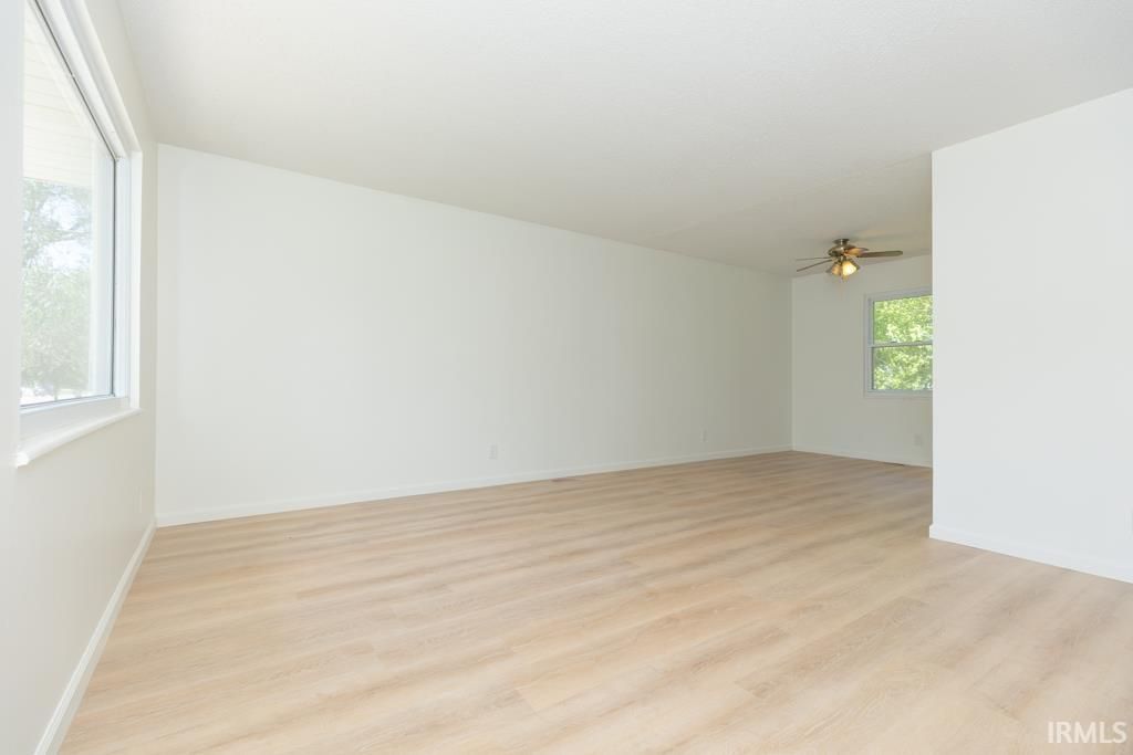 Photo of 4112 Frisse Avenue, Evansville, IN 47714 (MLS # 202615172)