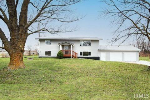 Photo of 3970 N 900 West Road, Linton, IN 47441 (MLS # 202548727)