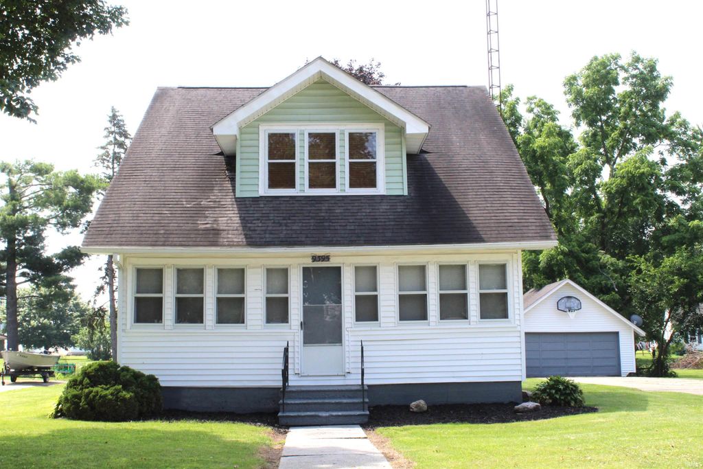 Photo of 9395 W State Road 120, Orland, IN 46776 (MLS # 202625826)