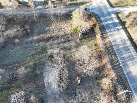 Tiny photo for 13525 Tonkel Road, Fort Wayne, IN 46845 (MLS # 202607564)