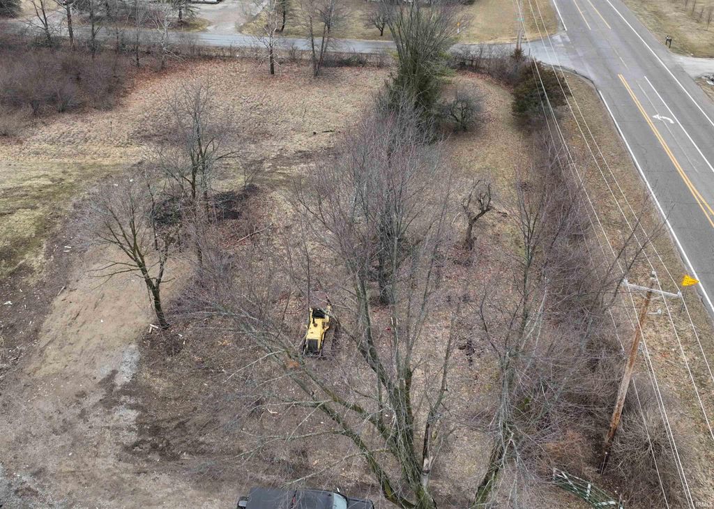 Photo of 13525 Tonkel Road, Fort Wayne, IN 46845 (MLS # 202607564)