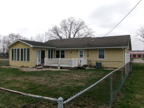 Tiny photo for 37 Jean Ave Ave, Peru, IN 46970 (MLS # 202609172)