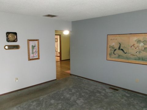 Tiny photo for 37 Jean Ave Ave, Peru, IN 46970 (MLS # 202609172)