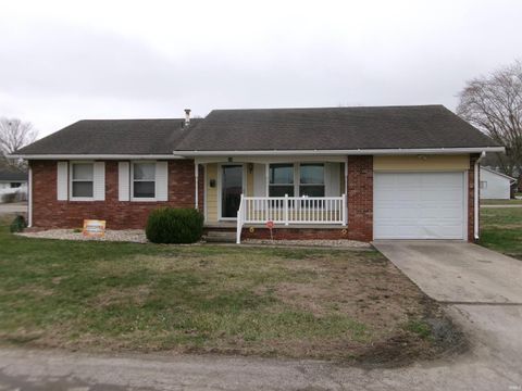 Photo of 37 Jean Ave Ave, Peru, IN 46970 (MLS # 202609172)