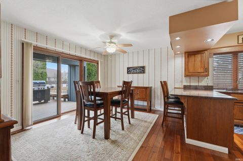 Tiny photo for 818 Columbine Circle, Auburn, IN 46706 (MLS # 202611095)
