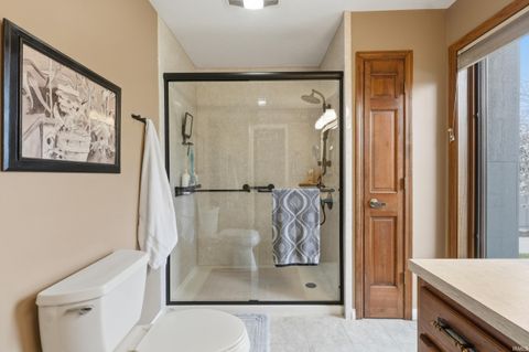 Tiny photo for 818 Columbine Circle, Auburn, IN 46706 (MLS # 202611095)
