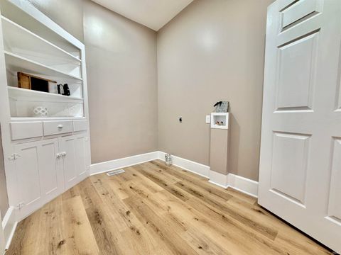Tiny photo for 602 E Main Street, Boonville, IN 47601 (MLS # 202622420)