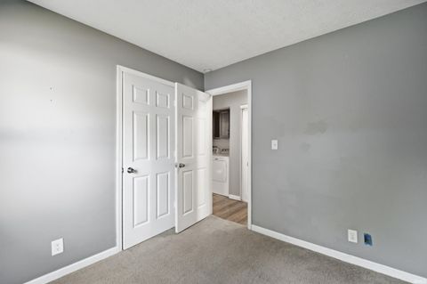 Tiny photo for 50 Carolyn Court, Lafayette, IN 47909 (MLS # 202627590)