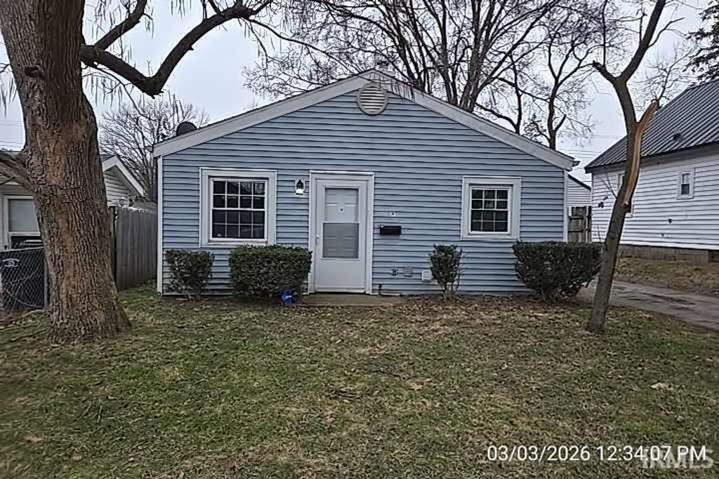 Photo of 1133 N Kentucky Street, South Bend, IN 46628 (MLS # 202606793)