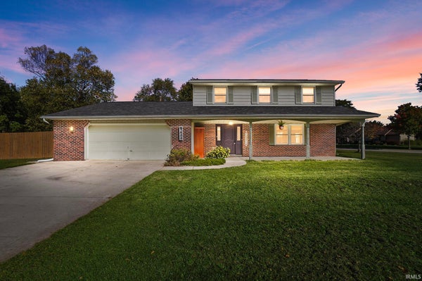 9608 YEARLING DR, FORT WAYNE, IN 46804 - Image 0dfd9e67a2b8e9935b302867eb94fbce/3734514017
