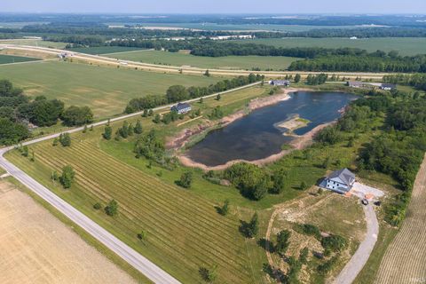 Photo of 8645 W Division Line Road, Delphi, IN 46923 (MLS # 202618174)